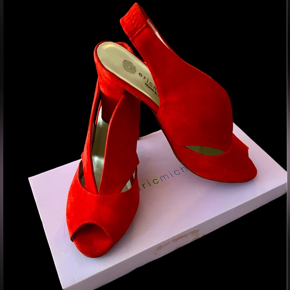 Eric Michael Women's Peru Red Suede size 38